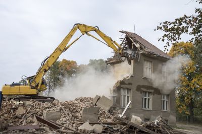Efficient Demolition Equipment